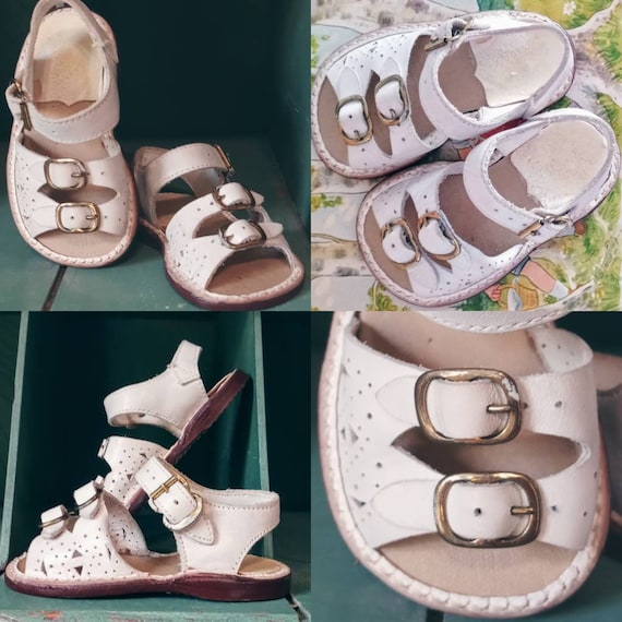 1940's 40s ADORABLE White Leather Sandles / Unise… - image 1