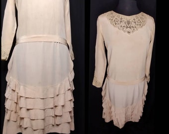 1920's 20s Gorgeous Camel Silk Drop Waist Ruffle & French Lace Dress w / Sash