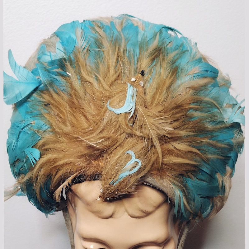 1940 headpiece