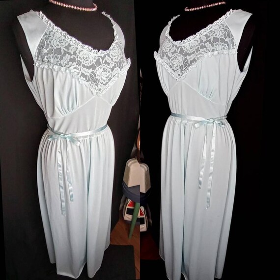 VOLUP 1950's 50s / 1960's 60s AIYANA NIGHTGOWN / … - image 7