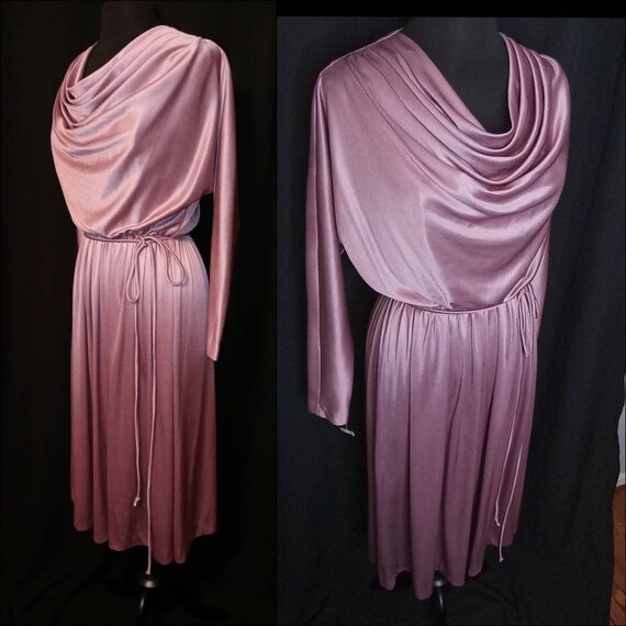 1970's Iced Lilac Midi Dress / Cowl Neck / Dolman… - image 6