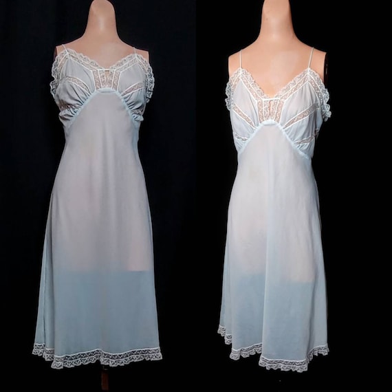 1950's / 1960's Sexy Baby Blue Rayon Chemise / Ni… - image 5