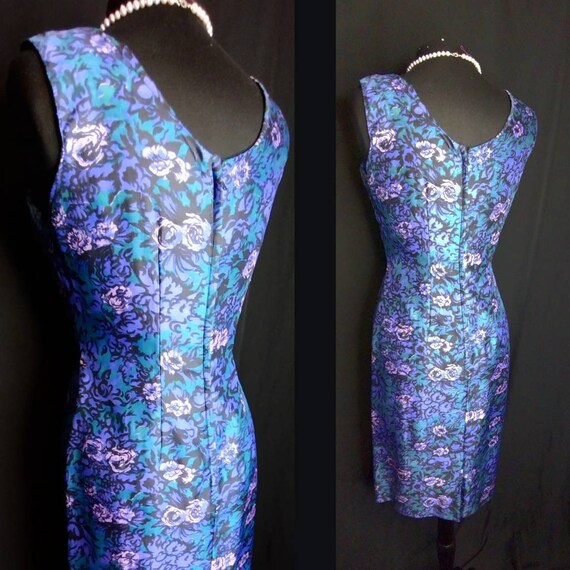 1950's Silk Watercolor Rose Wiggle Dress / Purple… - image 10