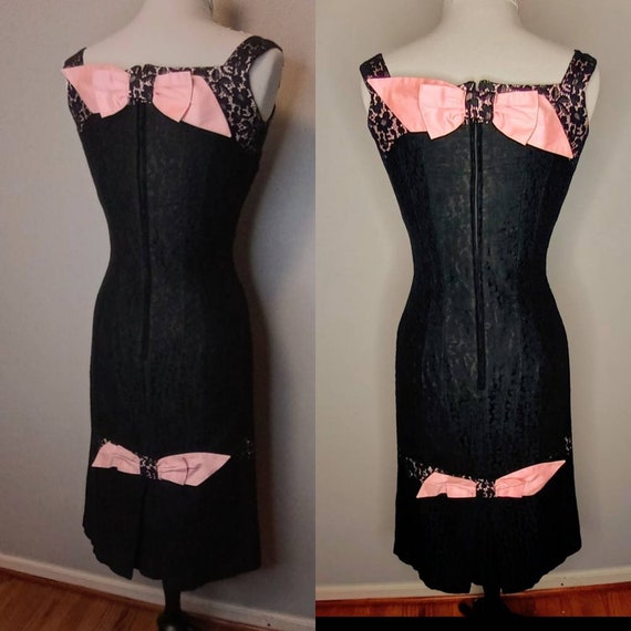 1950's 50s Black & Pink Venice Lace Sheath Wiggle… - image 5