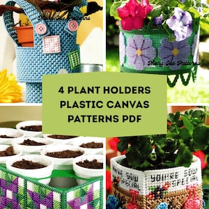 以下が含まれることがあります： プラスチックキャンバスで作られた4つの手作りの植木鉢。ホルダーは、青、緑、白など、さまざまな形と色があります。画像には「4 PLANT HOLDERS PLASTIC CANVAS PATTERNS PDF」というテキストが含まれています。
