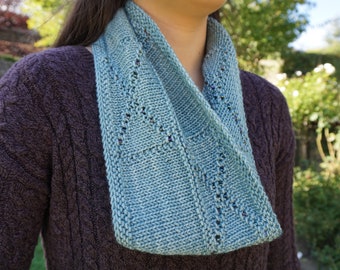 Hopscotch Cowl (knitting pattern pdf)