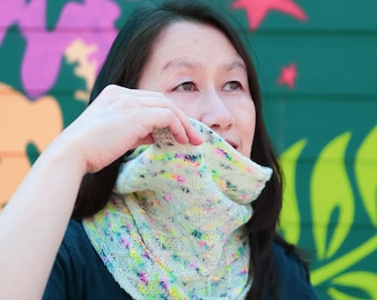 Diamond Street Cowl (knitting pattern pdf)
