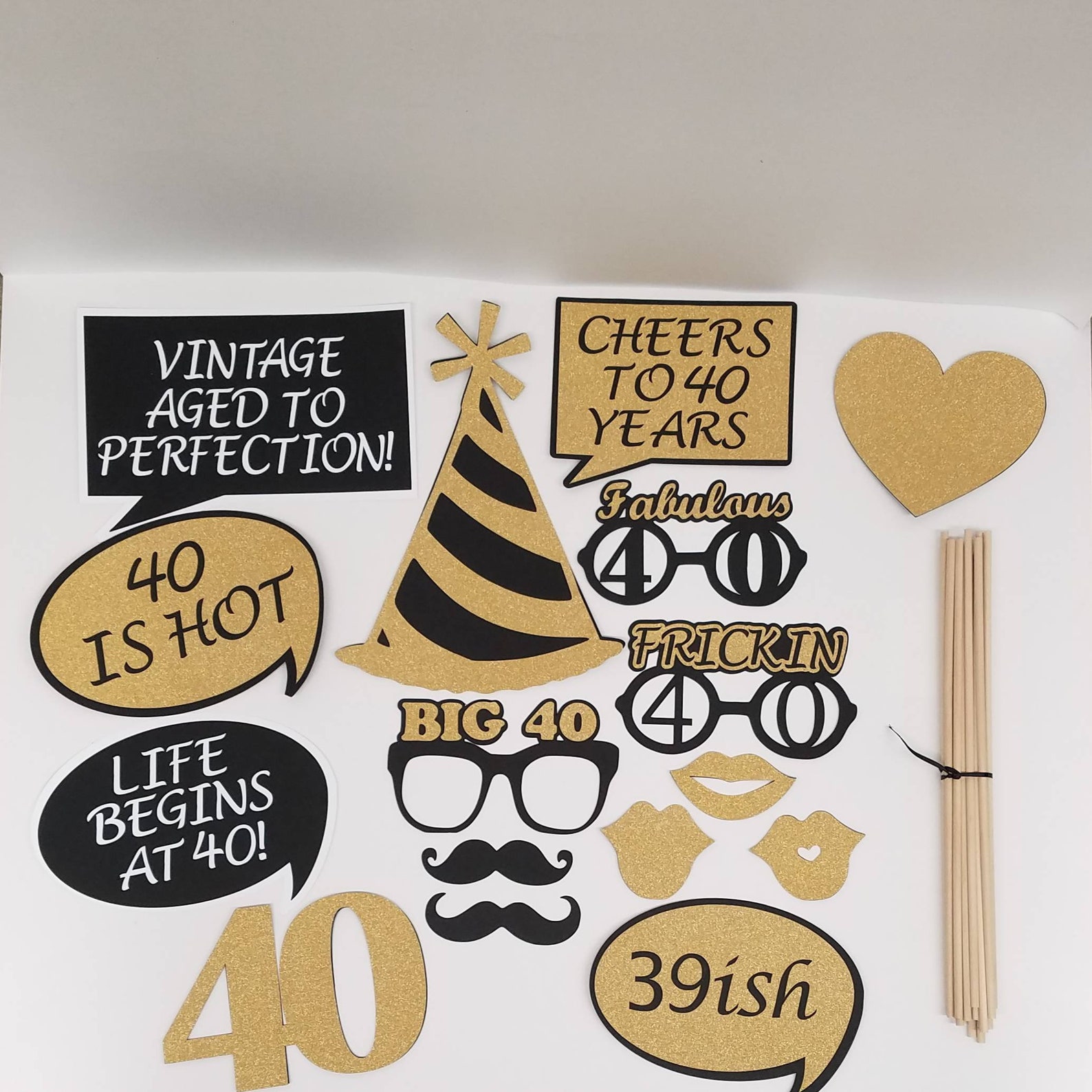 40th Birthday Photo Prop / Fabulous 40 / 39ish - Etsy