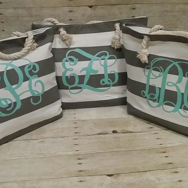 Personalized Tote Bag, Monogrammed Beach  Bag, Bridal Gift, Bridesmaid Gift, Bridal Party Gift, Beach Tote, Bridesmaid Tote, Wedding Tote