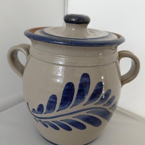 Gray Stoneware Lidded Bean Pot Handled Crock Cobalt Blue Leaf Design