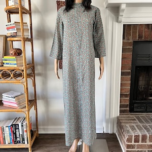 Vintage 1960s Sixties Floral Maxi Small Dress Green Cotton Hippie Boho Bohemian Loose Long Sleeve Mod Green Orange Midcentury Fashion