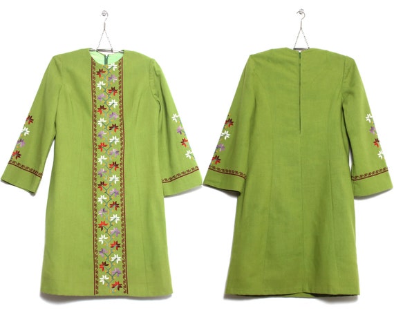 1960s 60s Sixties Mod Avocado Green Floral Embroi… - image 1