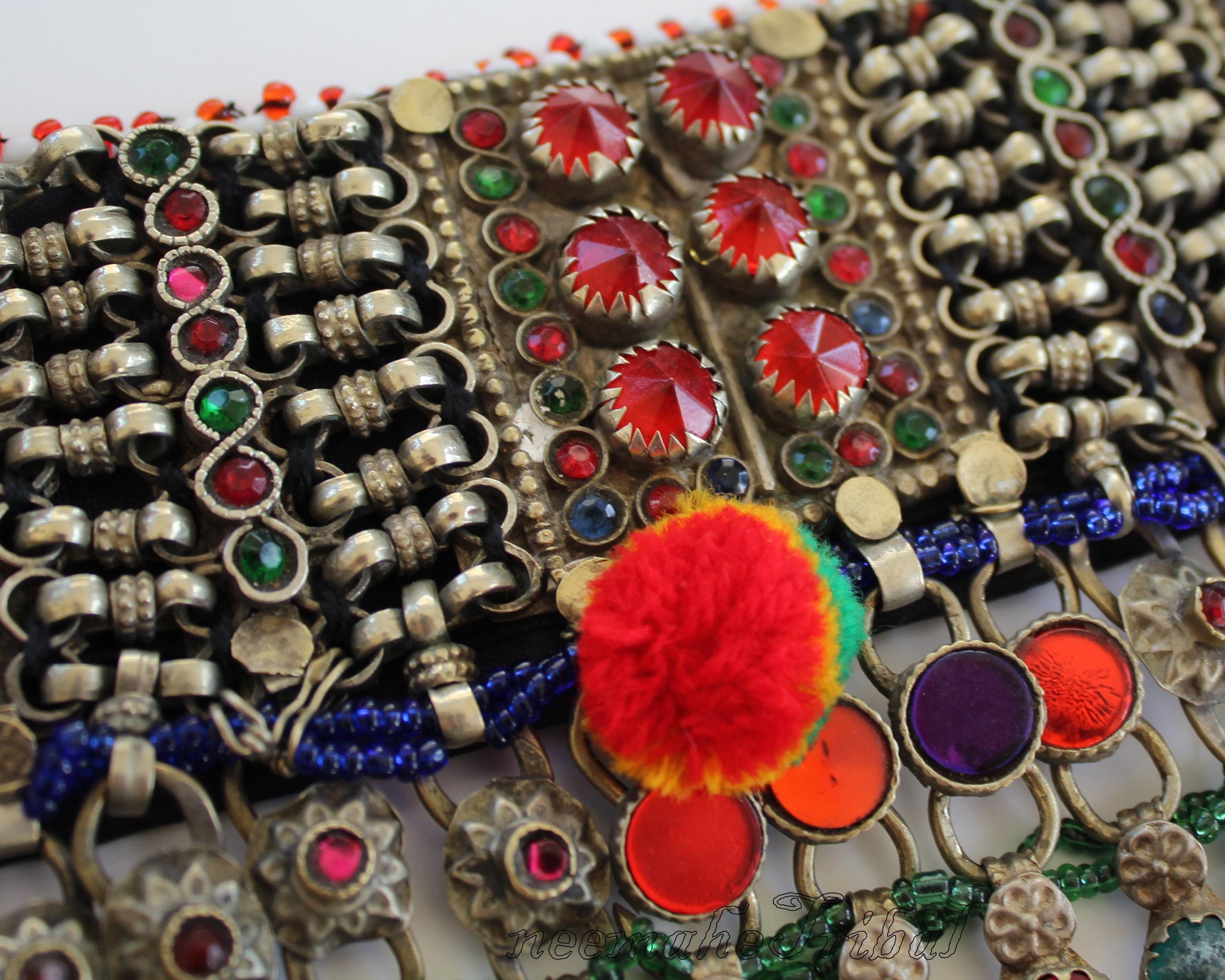 トライバルチョーカー、ヴィンテージ クチ ノマド ネックレス、ベリー