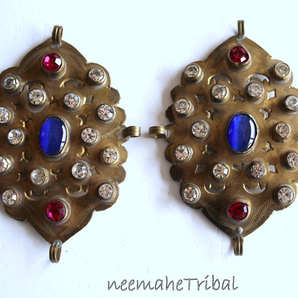 1 Pair Brasstone Turkmen Appliquées with Rhinestones, Size 9,5 x 6,5 cm / 3.74 x 2.56 in