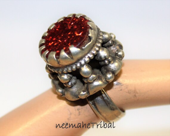 Silver Afghan Kuchi Tribal Ring with Red Glass St… - image 3