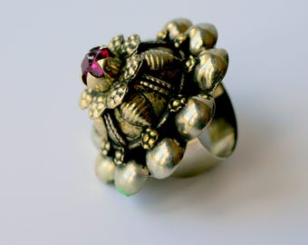 Domeshaped Hippe Boho Tribal Ring with Pink or Green Jewel, Size US 9 1/2