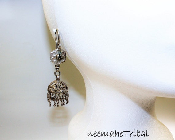 Vintage Silver Jhumka Earrings with a Green Glass… - image 4