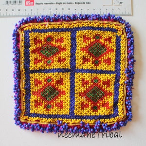 Parche de cuentas tribales Kuchi cuadrado, 19 x 18 cm; 4818.5