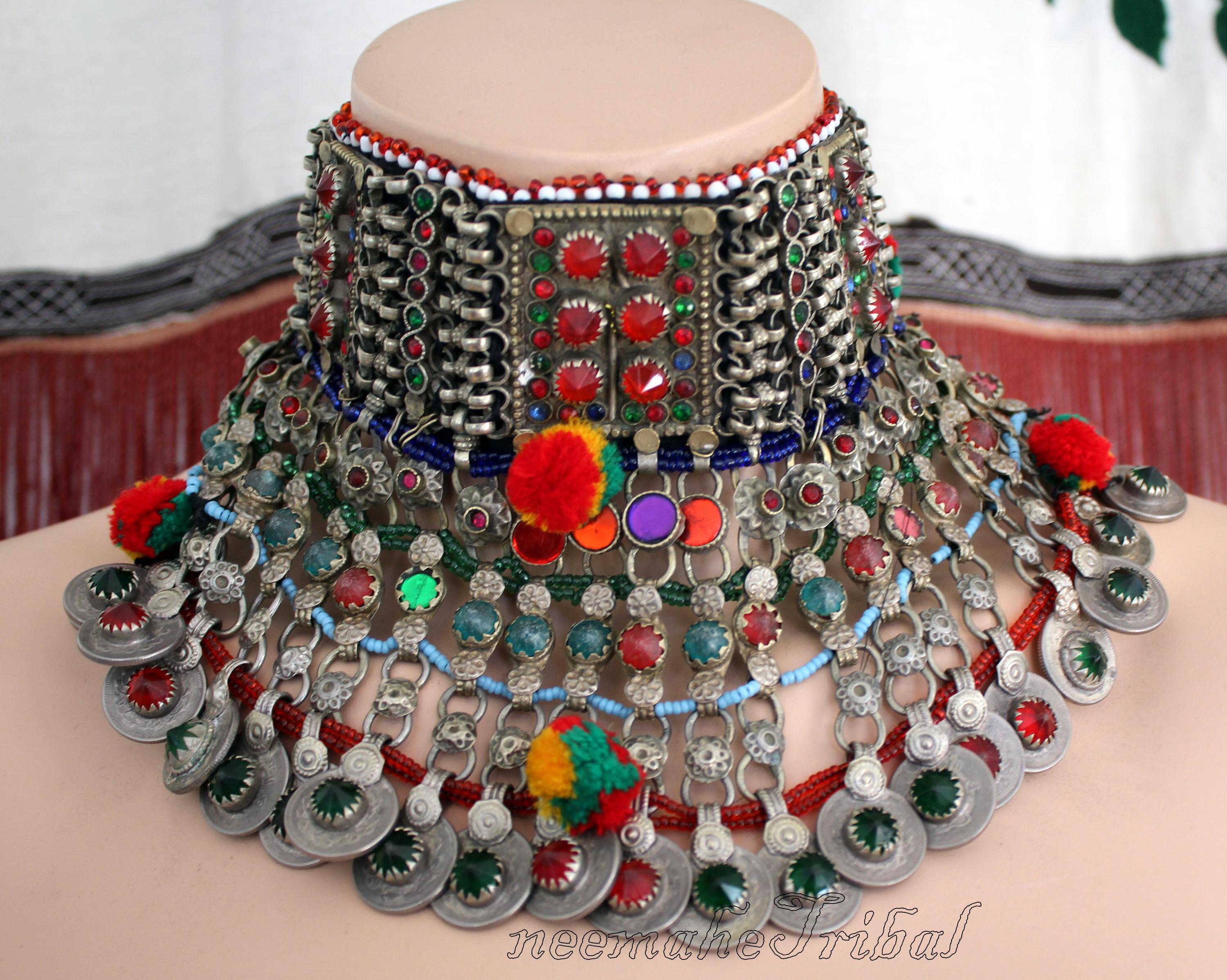 トライバルチョーカー、ヴィンテージ クチ ノマド ネックレス、ベリー