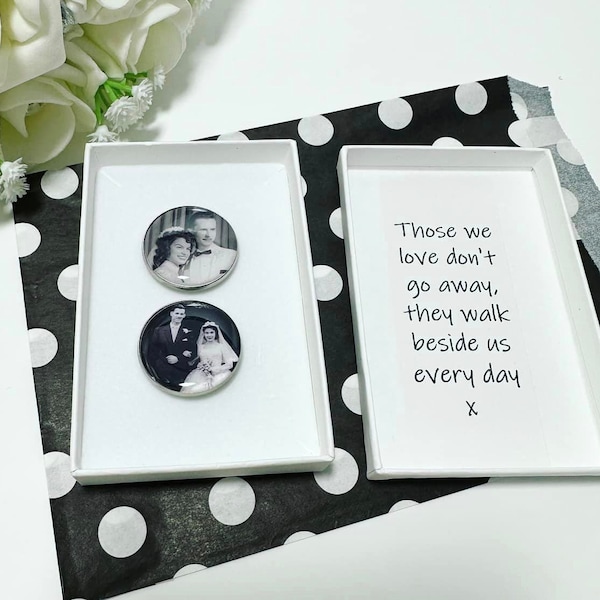 Memorial pin badge in gift box - Custom Photo Lapel Pin - Memorial lapel pin - In memory lapel pin - Funeral photo pin - Wedding photo pin