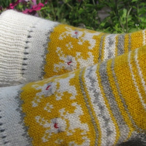 knit socks Wool socks. red socks. Norwegian socks. Christmas socks. knitted socks. gift to man. gift to a woman. men&#39;s socks. Women&#39;s socks