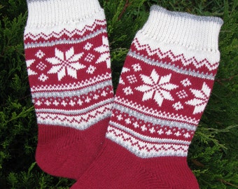knit socks wool socks knitted socks Scandinavian pattern Norwegian socks Christmas socks gift to man. gift to woman men socks Women socks.