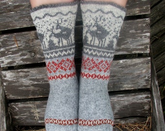 Wool socks with deer, Knit socks, Christmas socks, Norwegian socks, Christmas gift, men's socks, women's socks, unisex socks