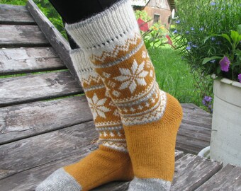 Christmas socks warm socks Wool socks  Christmas present Norwegian pattern knitted socks gift for women gift for men Fair isle pattern