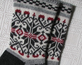 Wool socks for men - warm and helpful gift for men. Knit socks. Norwegian knitted socks. 100% ecological, natural wool Estonian  handmade