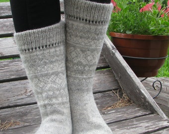 stricken Socken Socken aus Wolle gestrickte Socken Grau Socken, die skandinavischen norwegischen Weihnachten Socken Socken Geschenk Mann Geschenk für Frauen Männer Frauen Socken Socken