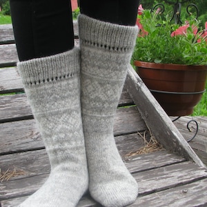 calcetines de punto calcetines de lana calcetines de punto calcetines grises calcetines escandinavos noruegos calcetines de navidad regalo para hombre regalo para mujer calcetines de hombre calcetines de mujer