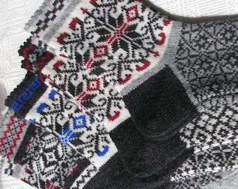 wool socks handmade socks Knit socks for men - warm and helpful. 100% ecological wool Estonian. the price is for 5 pairs of socks