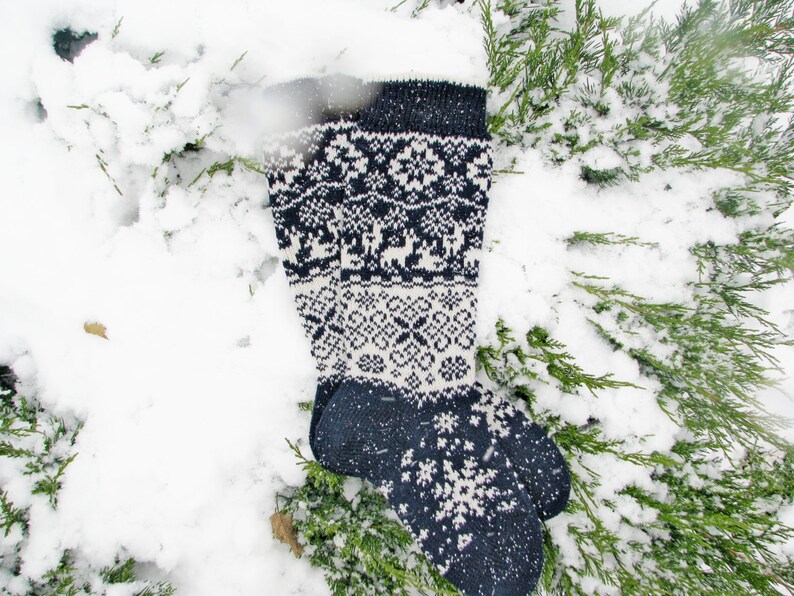 Christmas socks blue s knit sock wool socks knitted socks Scandinavian pattern Norwegian gift to man. gift to woman men socks Women socks image 1