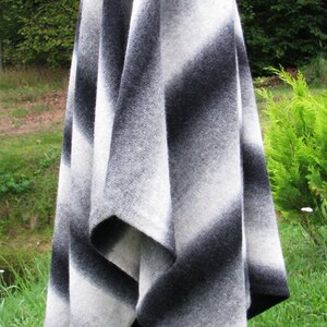 Knitted poncho Kauni yarn black-white-gray knit cape knit sweater coat Scarf Kauni wool 100% Qualitet knitted shawl image 3