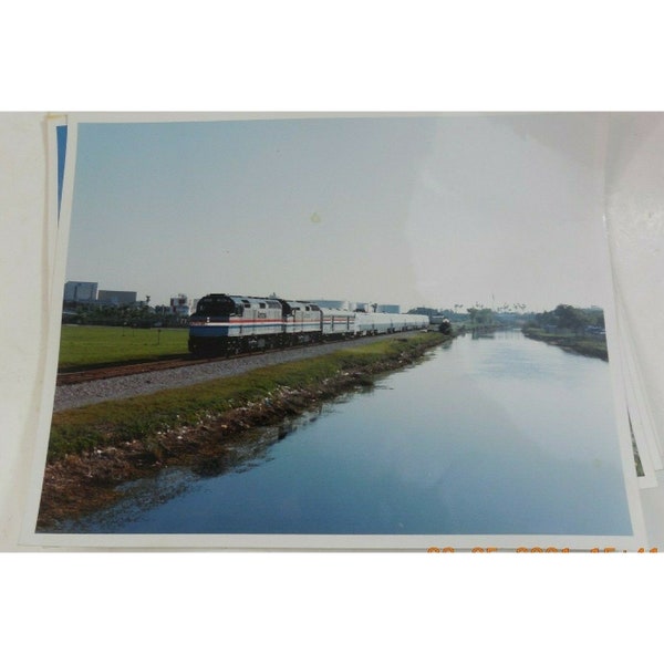 Photo Amtrak Locomotive Pulling Train Location Unknown June 1993 Glossy Color