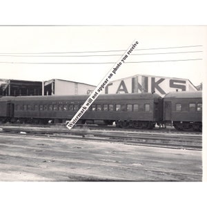 Vagón de pasajeros 1053 del ferrocarril de Frisco. Ubicación desconocida. Foto de 8 x 10.