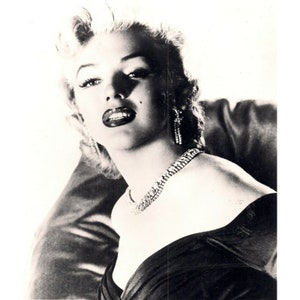 Marilyn Monroe 8 x 10 Photo