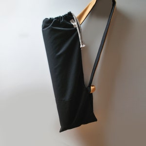 Thirty One Bags Canada Yogiii Large Yoga Mat Bag | The ORIGINAL YogiiiTotePRO | Large Or Yoga Mat Carrier With Side Pocket | Fits Most Size Mats (Striped Latte Yoga Bag