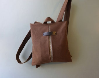 Convertible purse bag Minimalist simple bag Waterproof rucksack Stylish women bag Lightweight laptop bag Bag with pleat Anti theft backpack