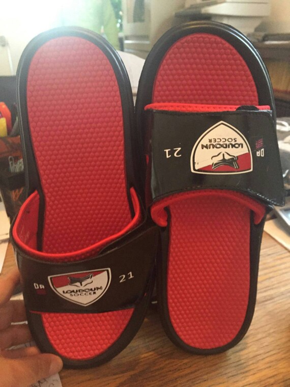 cheap athletic slides