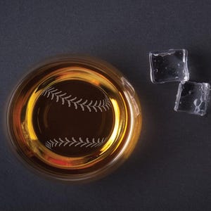 Verre de baseball, observation de matchs, articles de bar pour sports, homme des cavernes, verre de sport, base-ball, cadeau baseball, tasse de baseball, verre à cristaux, personnalisé