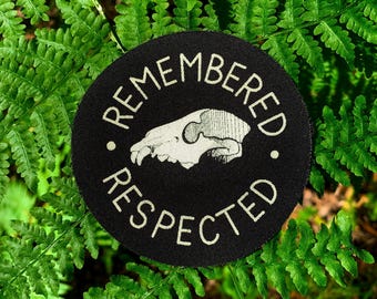 Grote gezeefdrukte opnaaipatch van 9 x 9 cm bottenverzamelaar Giercultuur