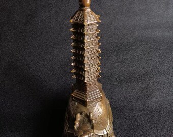 初期のコレクションの純銅の龍亀の塔の像の装飾品、手彫りの