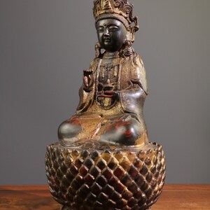 Chinese antique pure hand carved pure copper bronze exquisite Guanyin Bodhisattva Buddha ornament,rare,worth collecting