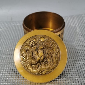 Chinese pure hand-carved brass five dragon pattern statue tea box,storage jar,jewelry box ornament,has collection value and can be used
