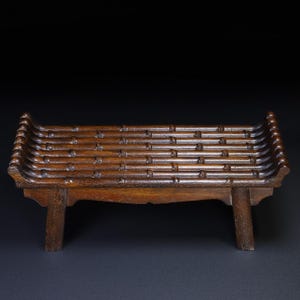 Chinesischer antiker reiner handgeschnitzter Palisanderbambuswebmuster-Massivholz kleiner Teetisch, Ausstellungsstand, Vaseunterseitedekoration