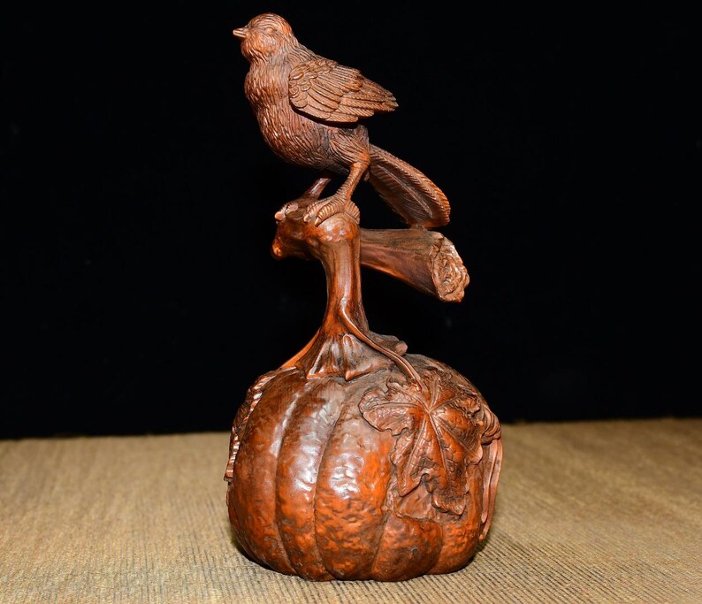 Chinese handmade carved natural boxwood bird statue ornament,exquisite and unique,collectible image 3