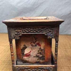 Chinese antique pure hand-carved mahogany inlay exquisite pattern hollow pen holder is worth collecting