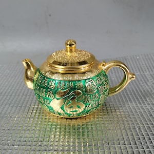 Collect hand carved pure copper gilt Baifu character small teapot ornaments,exquisite and unique