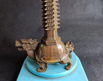 初期のコレクションの純銅の龍亀の塔の像の装飾品、手彫りの